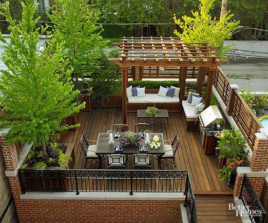 Stylish and Functional Garage-top Roof De