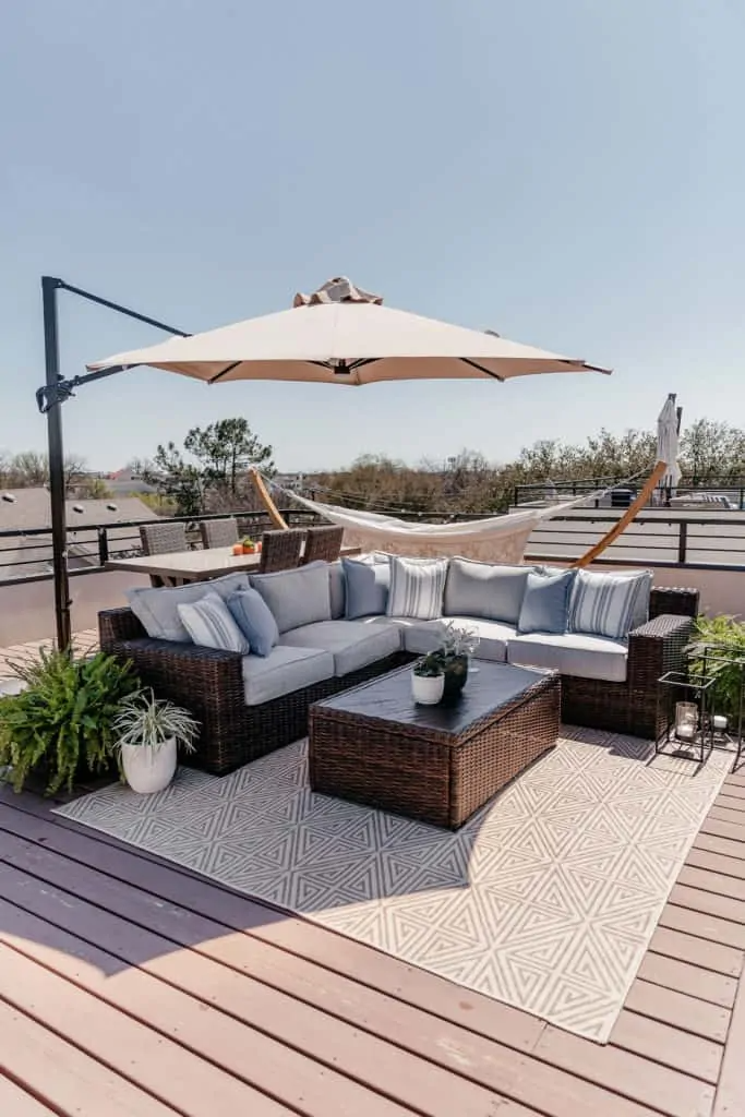 35 Brilliant Rooftop Deck Ideas To Inspire You | Rooftop patio .