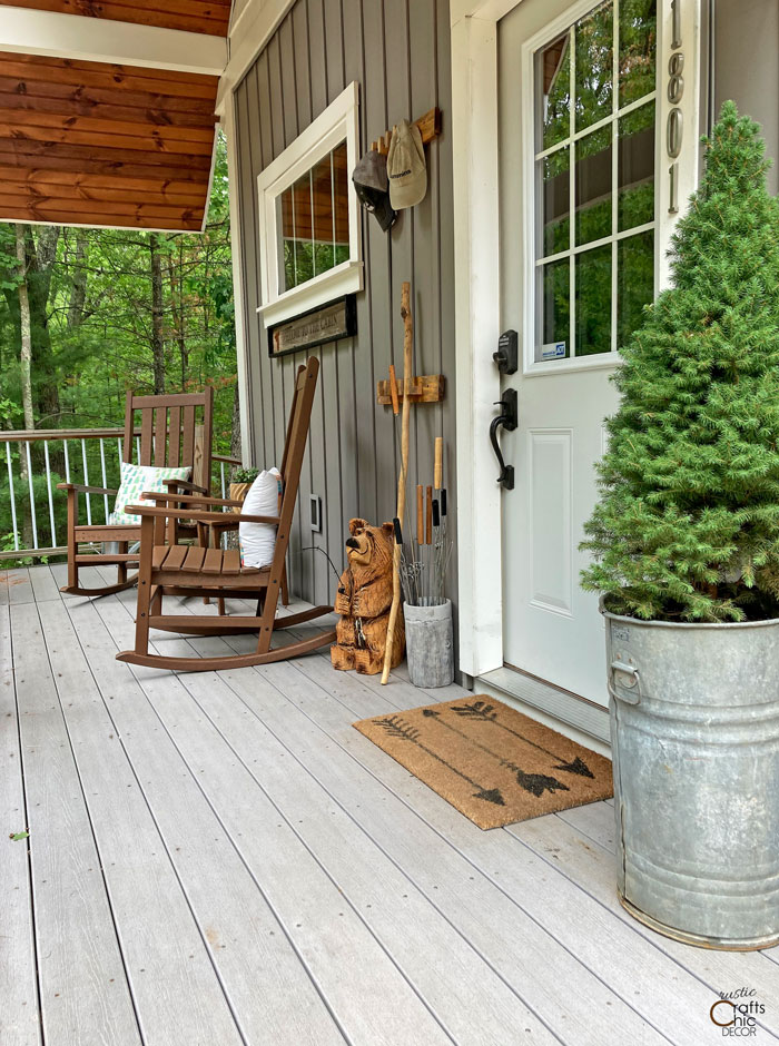 Rustic Porch Decor For Relaxing Cabin Life - Rustic Crafts & D