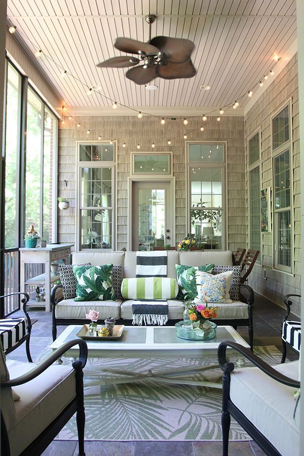 Summer Screened Porch Dec