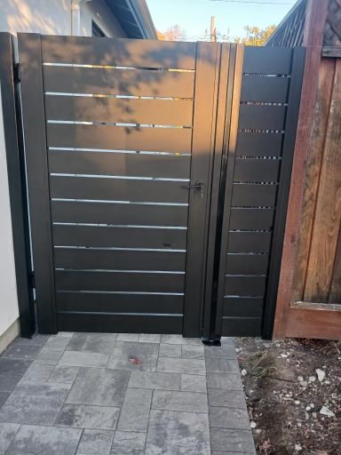 Two side yard gate with small panel in Santa Clara,