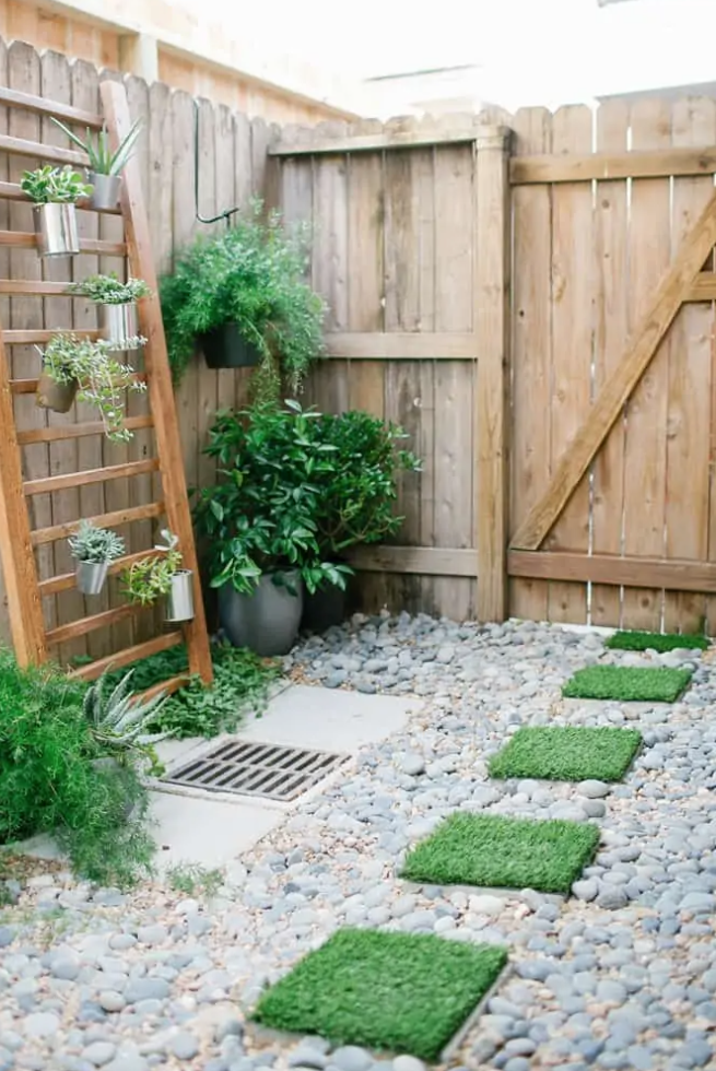 40 Best Small Garden Ideas - Small Garden Designs on a Budg