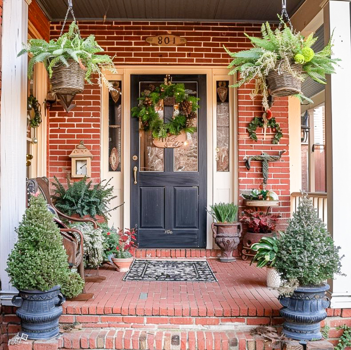 Small Front Porch Decorating Ideas | Worthing Cou