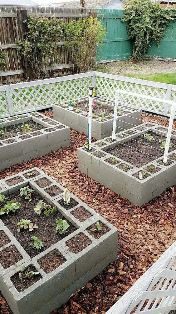 20 DIY Small Garden Bed Ideas With “Concrete Blocks” | Building a .