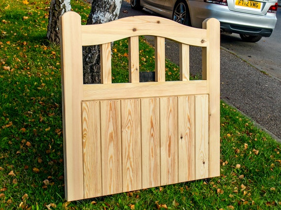 Archtop Cottage Style Timber Garden Gate - Etsy Hong Ko