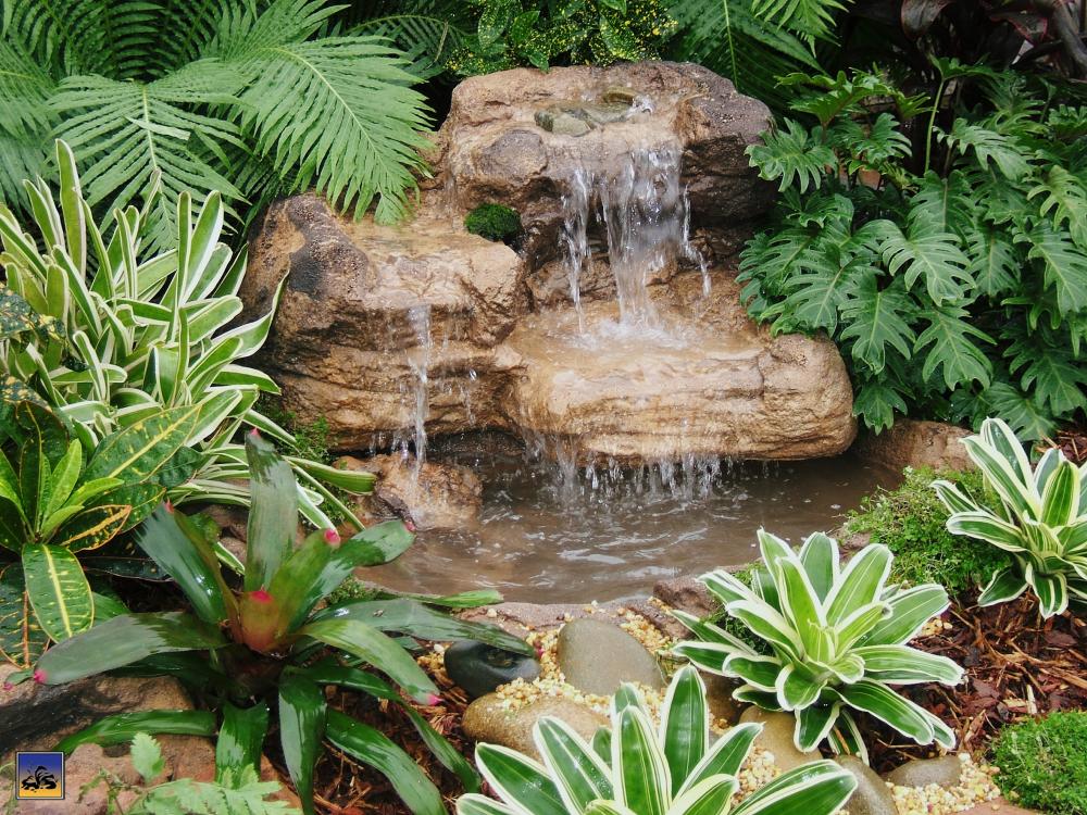 Small Rock Waterfall SRW-008 | Garden & Pond Products | Universal .