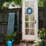 25 DIY Small Garden Shed Ideas • OhMeOhMy Blog | Painted garden .