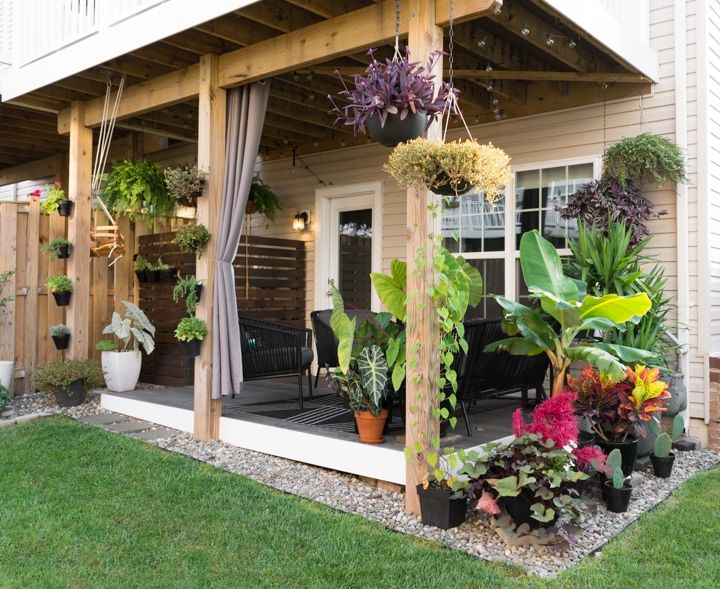 Small Townhouse Patio Ideas and My Gorgeous Tiny Backyard! | Patio .