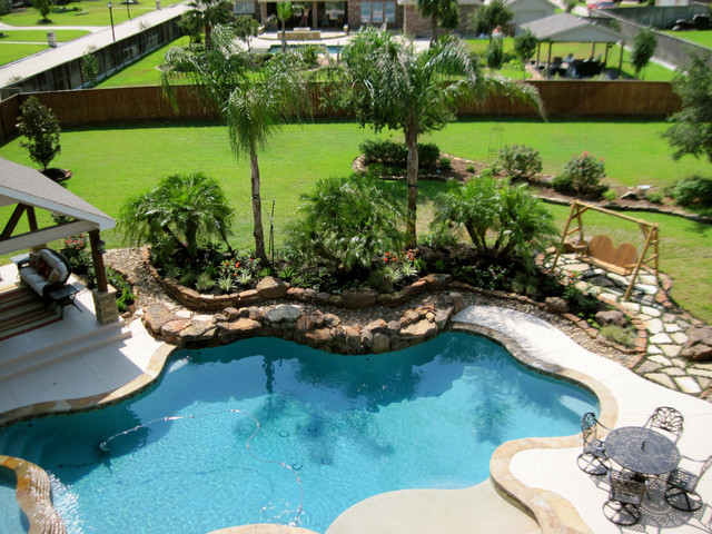 Backyard pool landscape - Tropical - Landscape - Houston - by Fox .