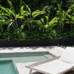 25 Beautiful Poolside Tropical Gardens For Summer | HomeMydesign .